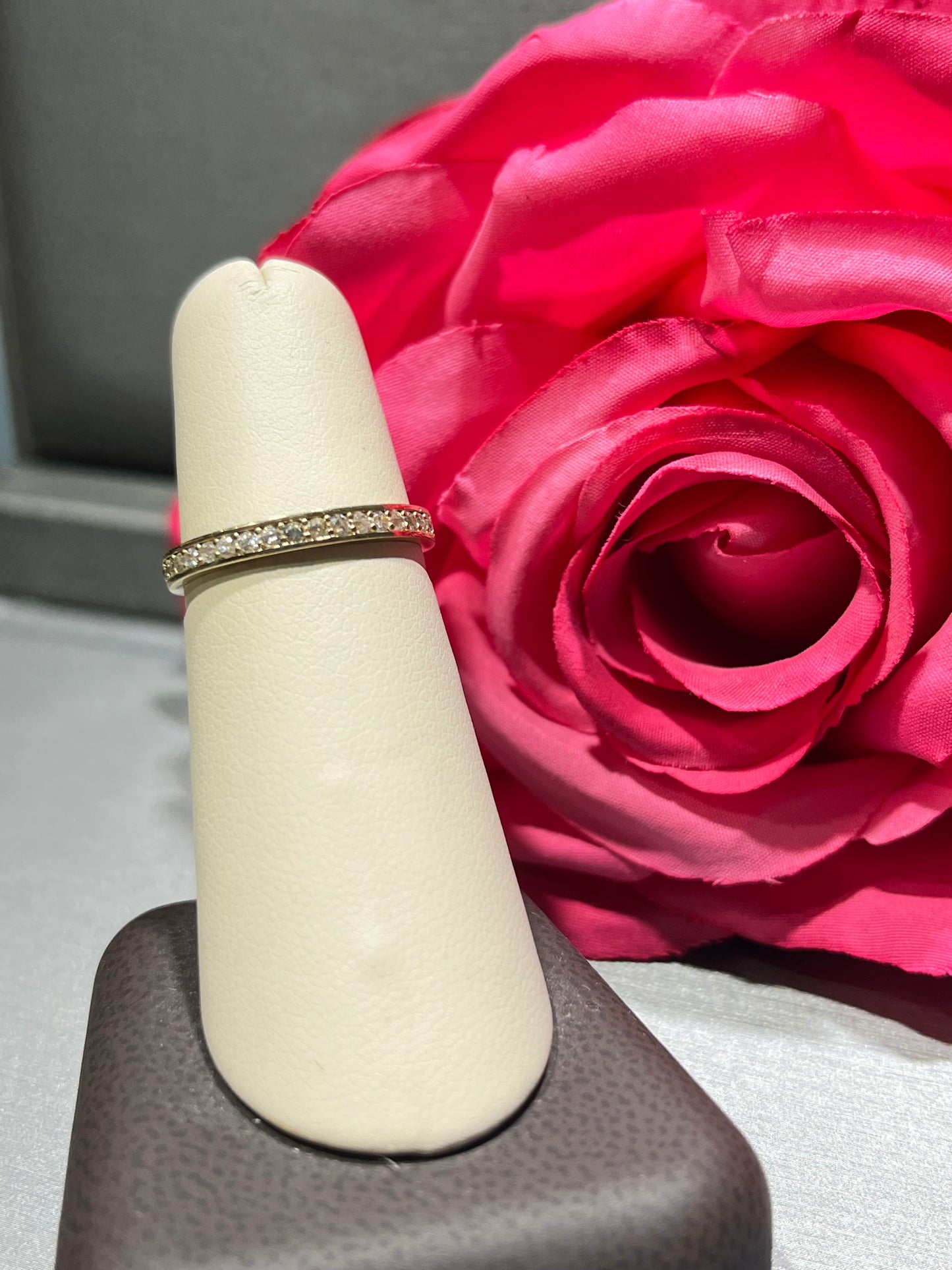 14K Women’s Ring Yellow Gold