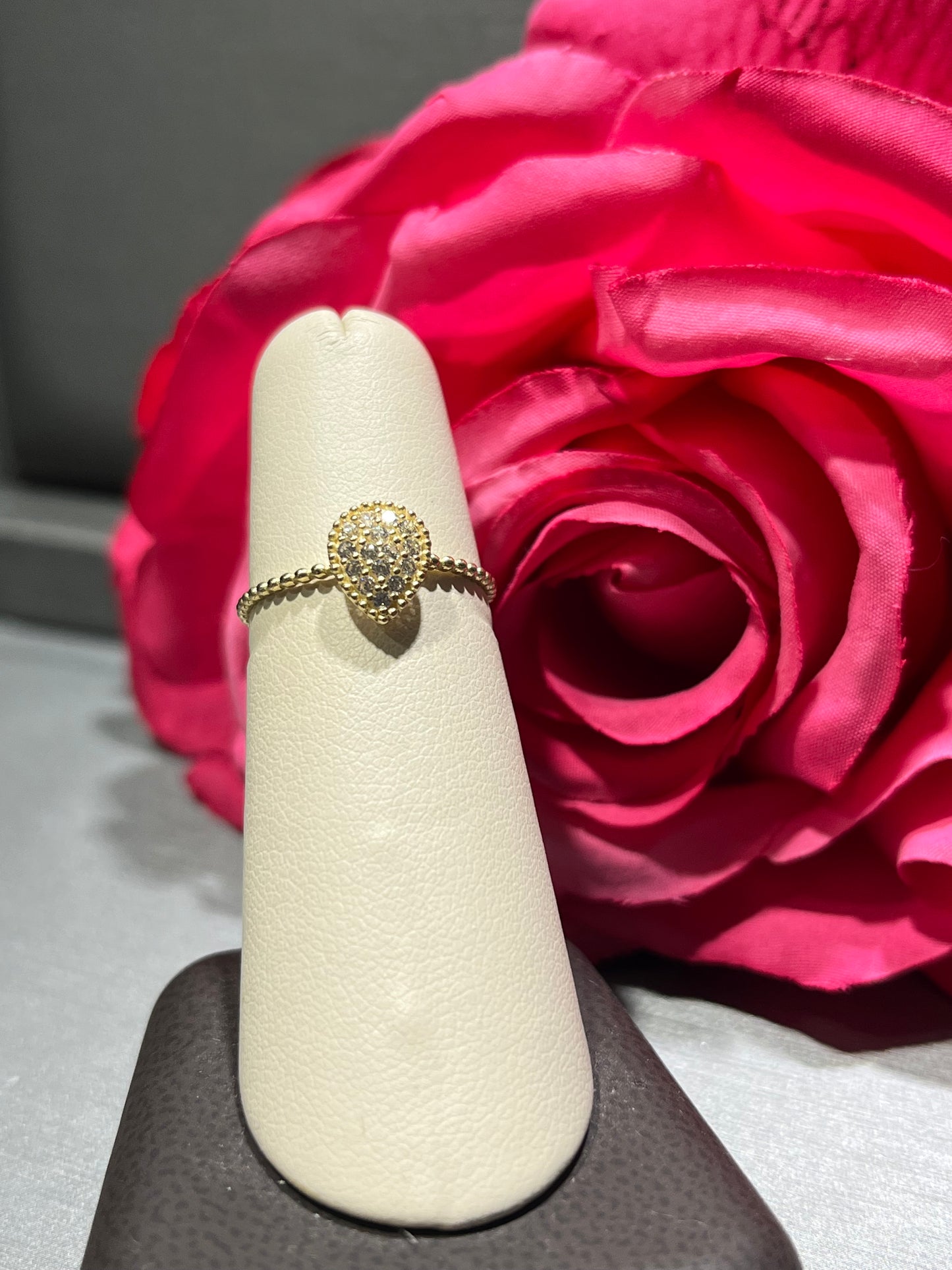 14K Tear💧Women’s Ring Yellow Gold