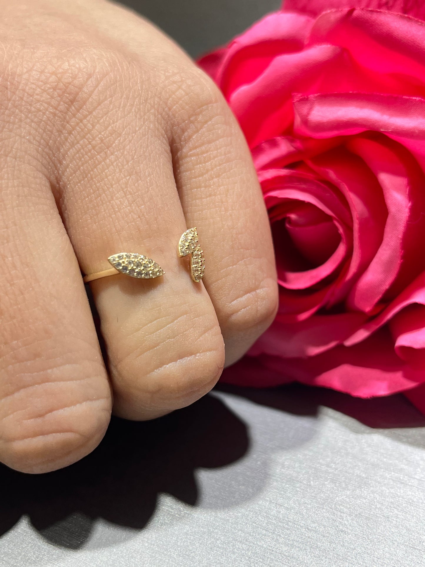 14K Women’s Ring Yellow Gold